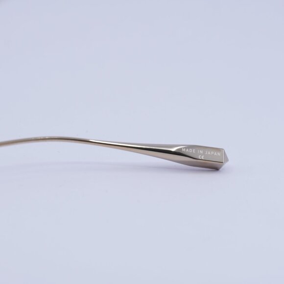 🕶️ New Valentino V-HEXAGON VLS-115A Sunglasses - Gold Frame, Grey Lenses - Picture 8 of 11